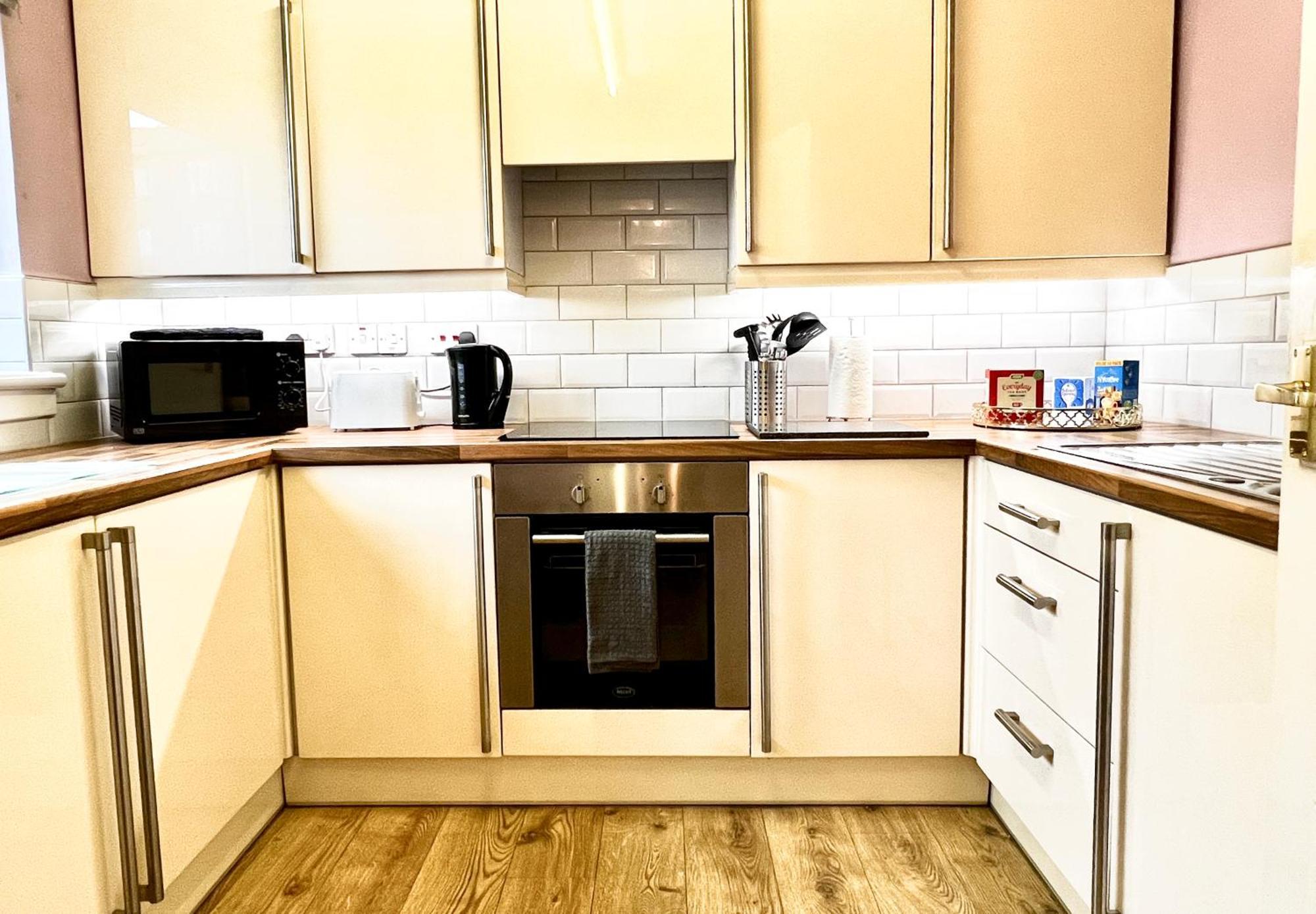 דירות גלאזגו Ground Floor Flat With Free Parking & Wifi מראה חיצוני תמונה